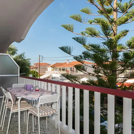 Anadiomeni Pool & By 