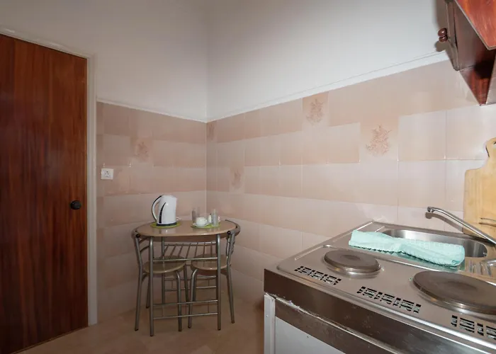 Anadiomeni Pool & By 