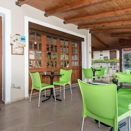 Anadiomeni Pool & By 