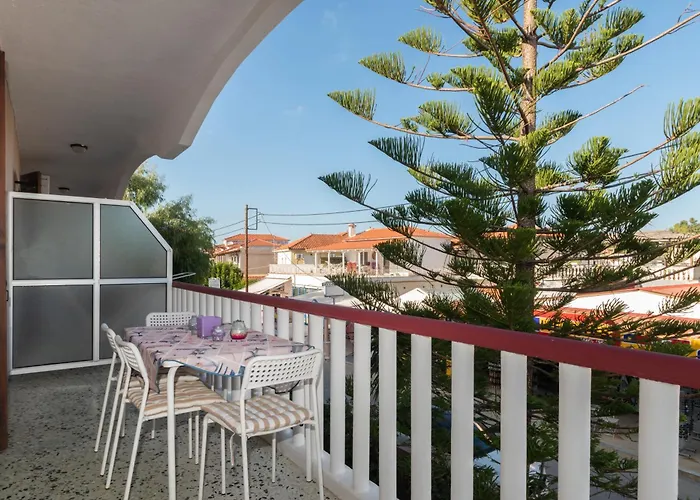 Anadiomeni Pool & By 